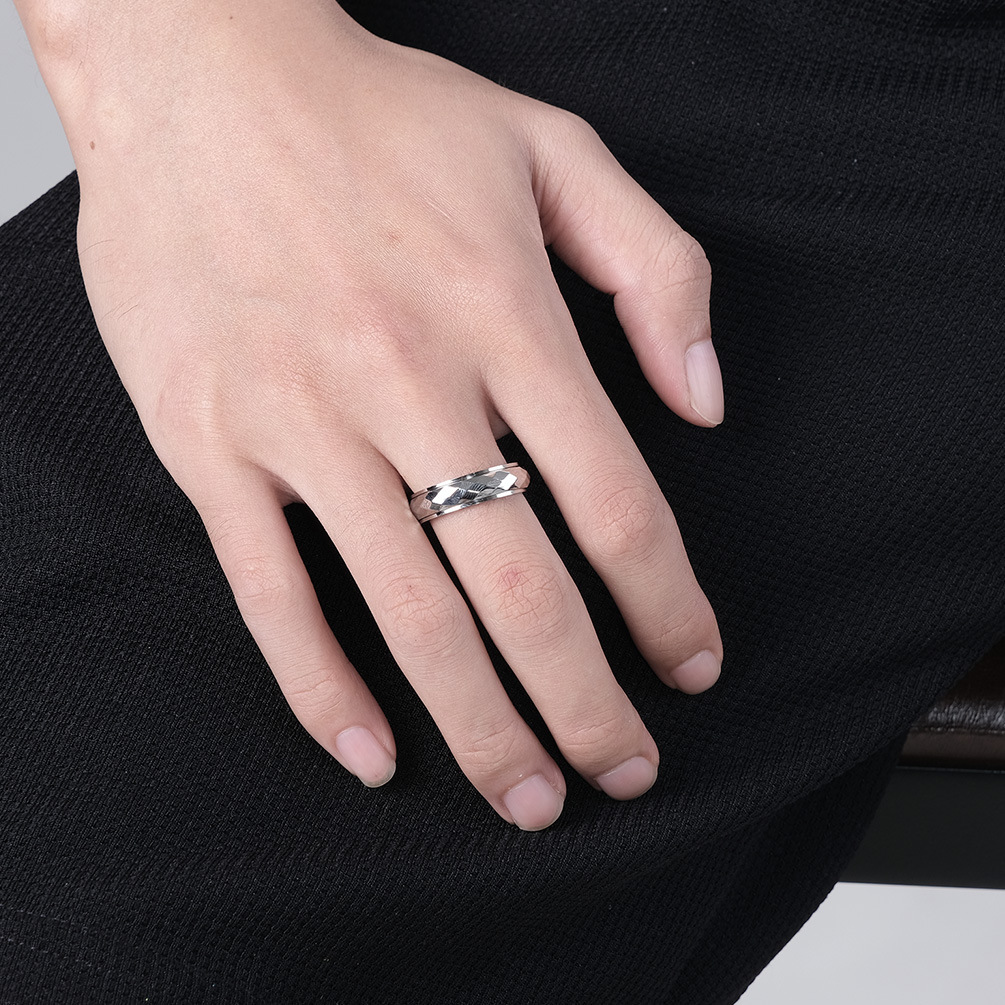 Erkek anti-basınç paslanmaz çe - Initial Ring Custom incelemesi ve fiyatı